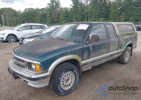 1996 Chevrolet S Truck S10 from USA, damaged, VIN 1GCDT19X0T8158391